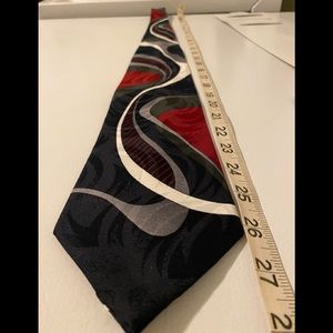 Wembley necktie